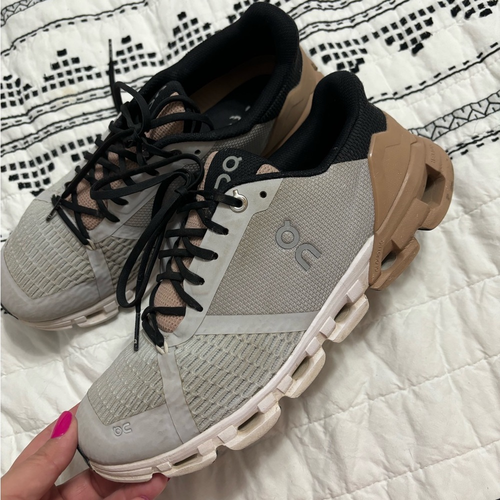 ON Running Cloudflyer | Women’s Sz 8.5
